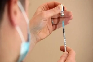 ৬ মাস থেকেই শিশুদের হামের টিকা দেওয়ার সিদ্ধান্ত