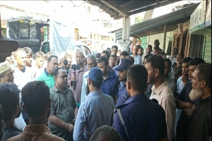 জগন্নাথপুরে টিসিবি ও খাদ্যবান্ধব কর্মসূচির ৯০০ বস্তা চাল উদ্ধার, ডিলারকে জেল-জরিমানা