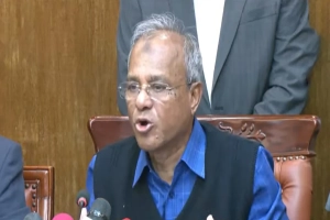 হাদির ওপর হামলাকারীদের ধরিয়ে দিলে ৫০ লাখ টাকা পুরস্কার