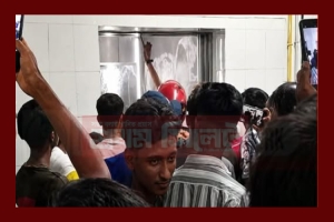 মৌলভীবাজারে হাসপাতালের লিফটে ১ ঘণ্টার শ্বাসরুদ্ধকর আটকা, উদ্ধার ৫