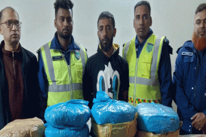মাধবপুরে কাভার্ড ভ্যান থেকে ২০ কেজি গাঁজা উদ্ধার, চালক গ্রেপ্তার