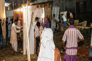 হবিগঞ্জে ফুটবল খেলাকে কেন্দ্র করে  চার ঘণ্টা সংঘর্ষ, আহত শতাধিক