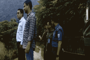 জৈন্তাপুরে অবৈধ বালু উত্তোলনের সময় দুই বারকি নৌকা জব্দ