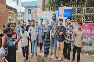 ২১ ঘণ্টার পর মুক্তি পেয়েছেন মুছলেকায় মাহদীসহ ৩ জন