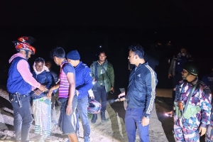 ​জাফলংয়ে গভীর রাতে টাস্কফোর্সের অভিযান: বালু উত্তোলনের দায়ে ১১ জনের কারাদণ্ড