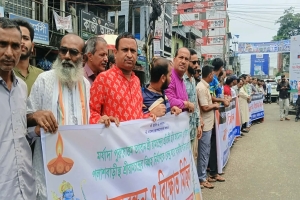 শ্রীরামচন্দ্রের অবমাননা ও মন্দির ভাঙার হুমকির প্রতিবাদে উত্তাল সুনামগঞ্জ