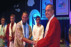 ‘নিখিল বন নন্দনে, জীবন জাগে স্পন্দনে’
