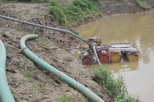 হবিগঞ্জে খোয়াই নদীতে অবৈধ বালু উত্তোলনের মহোৎসব