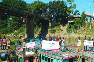 নবায়নযোগ্য জ্বালানির দাবিতে হবিগঞ্জে নৌ–র‌্যালি