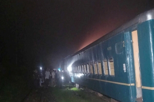 সাড়ে ৪ ঘণ্টা পর সিলেটের সঙ্গে রেল যোগাযোগ স্বাভাবিক