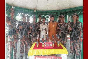 তাহিরপুর সীমান্তে বিজিবি’র অভিযানে মাদকসহ আটক-২