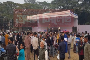 মঞ্চ প্রস্তুত,আজ রাতেই মাজার জিয়ারত করবেন তারেক রহমান