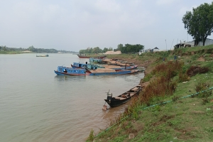 সুনামগঞ্জের যাদুকাটা নদী এখন চাঁদাবাজদের ‘স্বর্গরাজ্য’