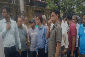 ছাতকে বর্জ্য ব্যবস্থাপনায় নতুন দিগন্ত: ঘরে ঘরে যাচ্ছে ভ্রাম্যমাণ গাড়ি