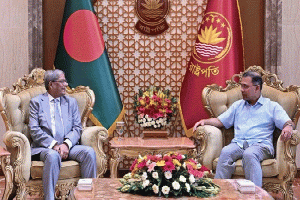 বঙ্গভবনে প্রথম সাক্ষাৎ: জাতিসংঘে প্রধানমন্ত্রীর ভাষণের প্রশংসা রাষ্ট্রপতির