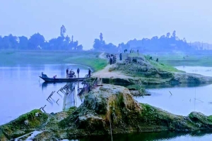 মাটিয়ান হাওরের ঝুঁকিপূর্ণ আলমখালী ক্লোজারে এখনো গঠন হয়নি পিআইসি
