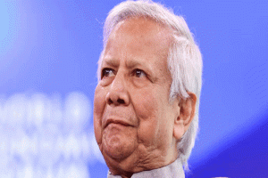 ড. ইউনূসসহ ২৭ জনের বিরুদ্ধে মামলা নেননি আদালত