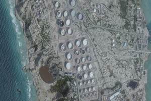 ইরানের খারগ দ্বীপ দখলের পরিকল্পনা ট্রাম্পের