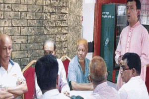 ছাতকে সাংবাদিকদের সাথে ইউপি চেয়ারম্যানের মতবিনিময়