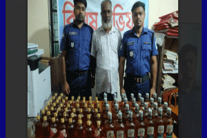 ছাতকে ৭৮ বোতল বিদেশি মদসহ মাদক কারবারি গ্রেফতার
