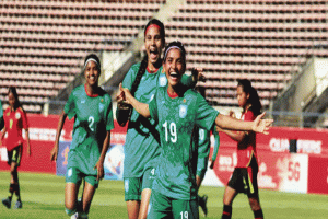 তৃষ্ণার হ্যাটট্রিকে বাংলাদেশের বড় জয়