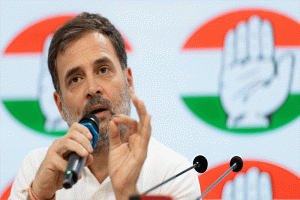 আন্দোলনের মধ্যে নতুন পাঁচ দফা দাবি তুললেন রাহুল গান্ধী