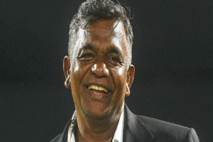 বিসিবির পরিচালক পদে নির্বাচন করার ঘোষণা দিলেন বুলবুল