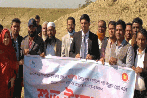 শান্তিগঞ্জে ফসল রক্ষা বাঁধ নির্মাণকাজের উদ্বোধন