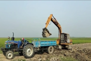 মধ্যনগরে বিএনপি নেতার বিরুদ্ধে সরকারি খাস জমি থেকে মাটি লুটের অভিযোগ
