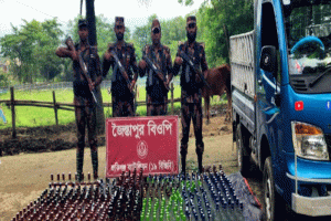 জৈন্তাপুর-কানাইঘাট সীমান্তে ১ কোটি ২১ লাখ টাকার মদসহ ভারতীয় পণ্য জব্দ
