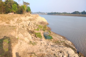 দোয়ারাবাজারে সুরমা নদীর ভাঙনে হুমকির মুখে তিন গ্রাম