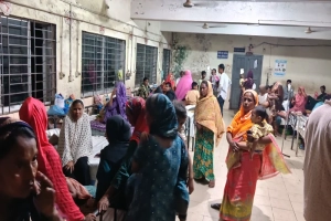 মৌলভীবাজারে রক্ত পরীক্ষার সময় শিশুর মৃত্যু: ডায়াগনস্টিক সেন্টার ঘেরাও