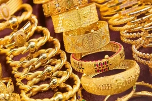 দেশে কমেছে স্বর্ণের দাম: সর্বশেষ নির্ধারিত মূল্যেই বিক্রি হচ্ছে গয়না