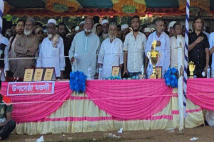 তাহিরপুরে আরাফাত কোকো স্মৃতি ফুটবল টুর্নামেন্টের ফাইনাল প্রীতিম্যাচ