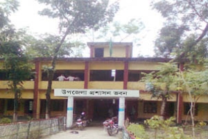 কানাইঘাটে রাস্তা নির্মাণে অনিয়মের অভিযোগে জেলা প্রশাসকের কাছে স্মারকলিপি