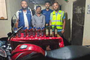 গোয়াইনঘাটে ২৮ বোতল ভারতীয় মদসহ গ্রেফতার ১