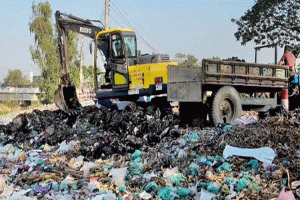আবর্জনামুক্ত হচ্ছে খোয়াই নদীর পাড়, ফিরে আসছে স্বস্তি