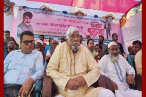 “সকলের মুখে হাসি ফুটাতে শেষবার নির্বাচন করতে চাই”: নাছির চৌধুরী
