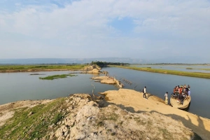 সুনামগঞ্জে থমকে আছে ফসল রক্ষা বাঁধের কাজ, উৎকণ্ঠায় কৃষকরা