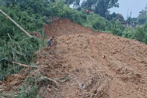 নবীগঞ্জের টিলা কেটে সরকারি বিদ্যুৎ প্লান্টে মাটি সরবরাহ