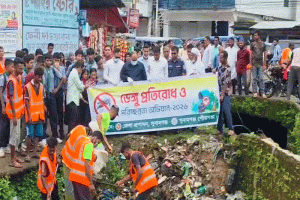 ‘যেখানে ময়লা ফেলবেন, নিজ হাতেই তা তুলতে হবে’
