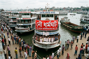 যাদুকাটা নদীপথে অবৈধ চাঁদাবাজির প্রতিবাদে নৌ ধর্মঘটের ডাক