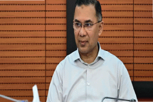 ঢাকার গণপরিবহন ব্যবস্থাপনা নিয়ে বৈঠকে প্রধানমন্ত্রী