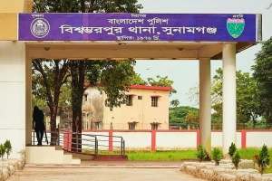 বিশ্বম্ভরপুরে মোটরসাইকেল চালককে গলা কেটে হত্যা