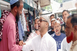 ফাঁসির রায়ের কার্যকারীতা জনগণ প্রত্যাশা করে : অ্যাডভোকেট জামান