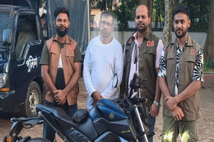 মৌলভীবাজারে চোরাই মোটরসাইকেলসহ ২৮ মামলার আসামি গ্রেপ্তার