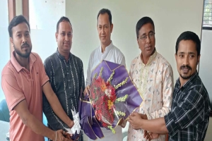 সুনামগঞ্জ-১ আসনের এমপিকে জেলা ব্রাহ্মণ সংসদের ফুলেল শুভেচ্ছা