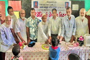 বিশ্বনাথে প্রবাসীর পক্ষ থেকে শিক্ষার্থীদের স্কুল ড্রেস প্রদান