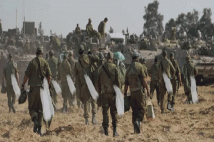 ‘অনৈতিক যুদ্ধ’ বন্ধে ১২০০ ইসরায়েলি সেনা অফিসারের বিদ্রোহ!