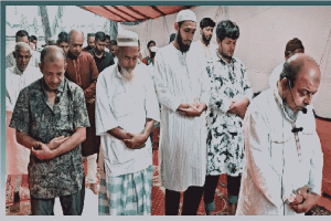  সৌদির সঙ্গে মিল রেখে মৌলভীবাজারে ঈদ, সেনা-পুলিশের পাহারায় জামাত